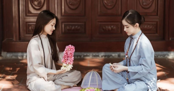 Mơ thấy đi chùa mang điềm báo gì? Con số nào may mắn?